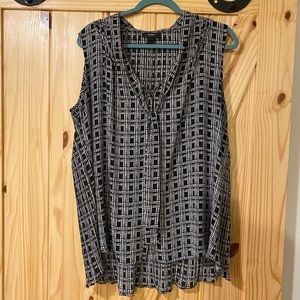 Alfani Black and White Sleeveless Blouse size 16 W